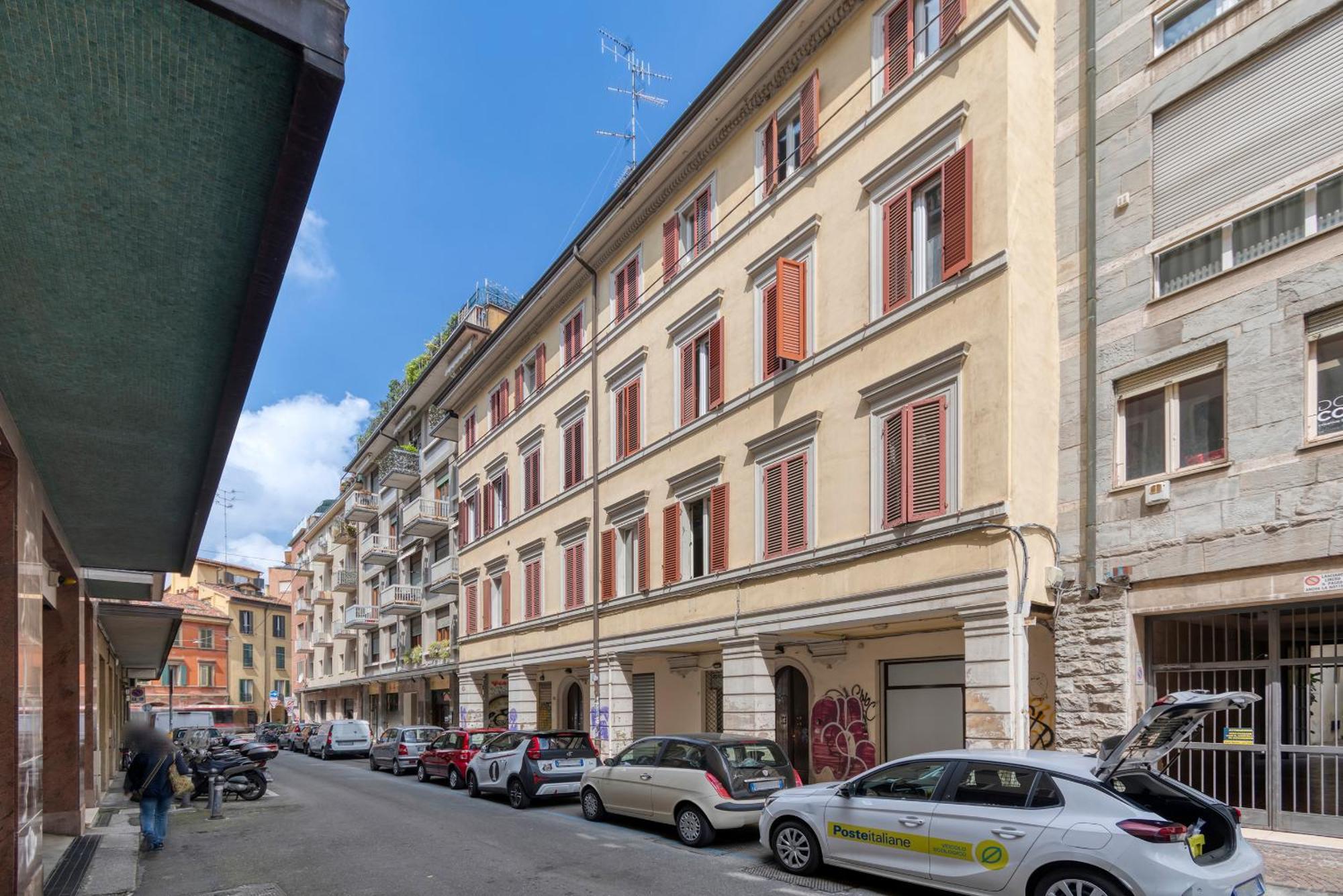 Cozy Apartment In The Heart Of ボローニャ エクステリア 写真