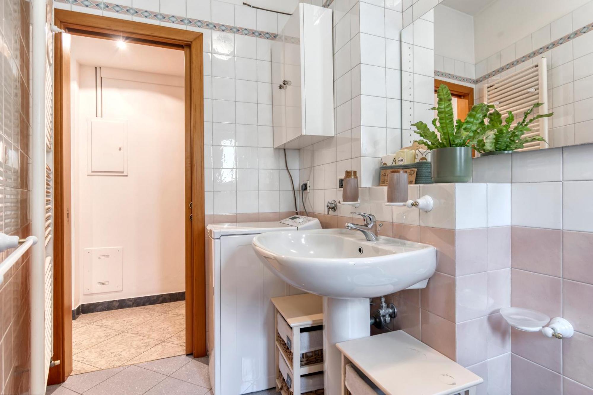 Cozy Apartment In The Heart Of ボローニャ エクステリア 写真