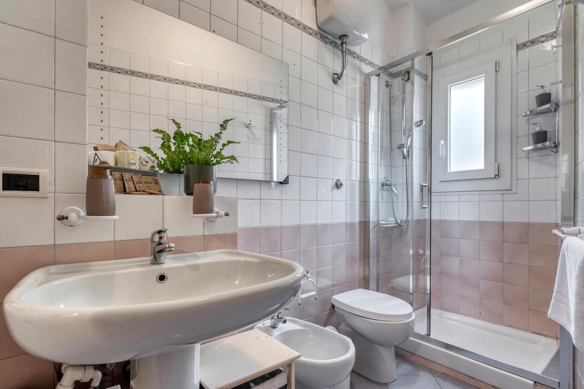 Cozy Apartment In The Heart Of ボローニャ エクステリア 写真