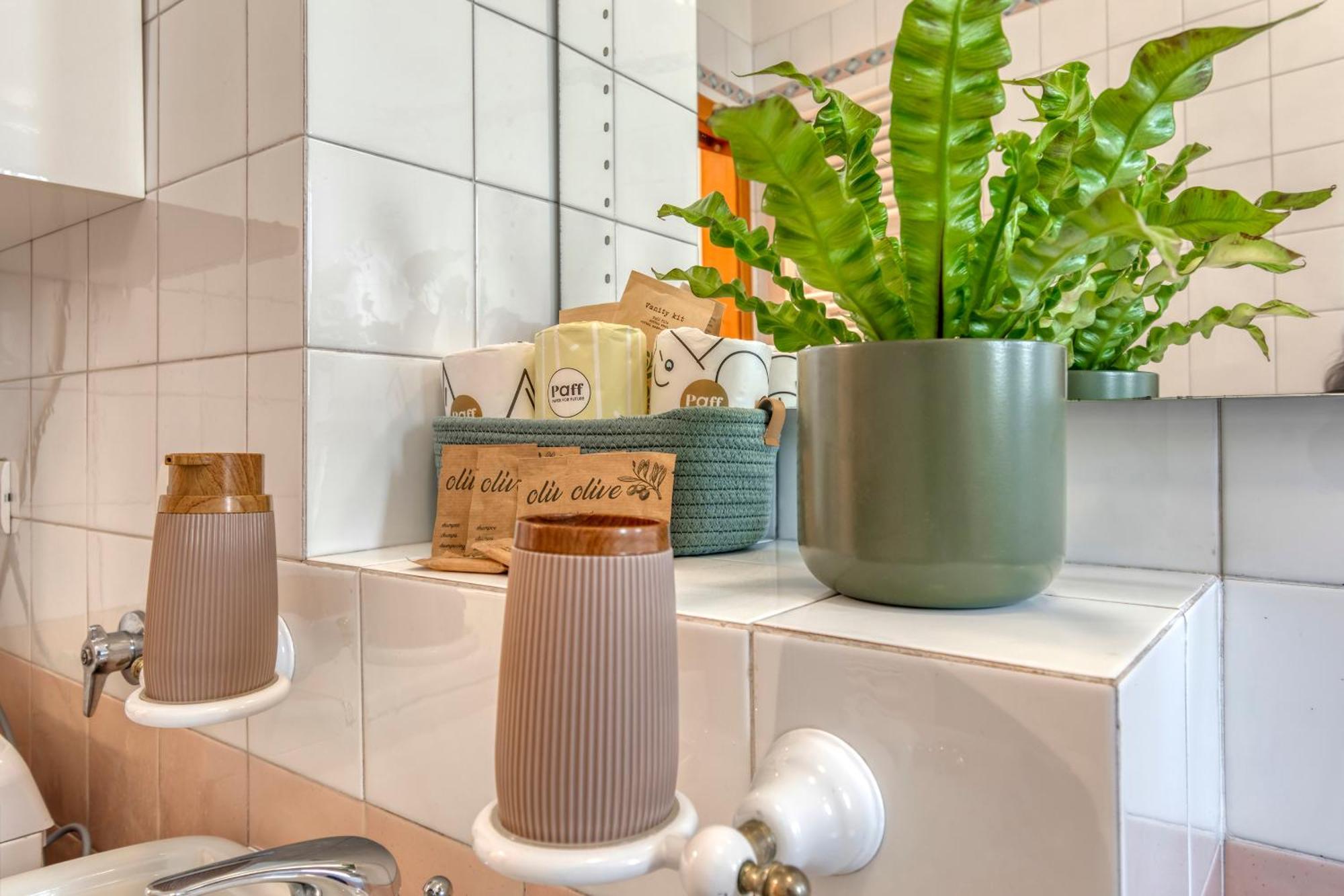 Cozy Apartment In The Heart Of ボローニャ エクステリア 写真